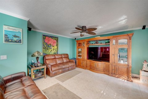 Villa ou maison à vendre à Hollywood, Floride: 4 chambres, 248.61 m2 № 1094015 - photo 30