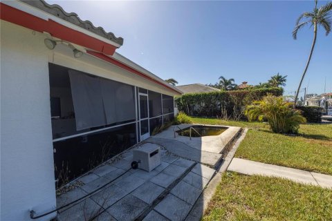 Casa en venta en Saint Petersburg, Florida, 3 dormitorios, 212.75 m2 № 1400550 - foto 13