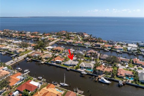 Casa en venta en Saint Petersburg, Florida, 3 dormitorios, 212.75 m2 № 1400550 - foto 26