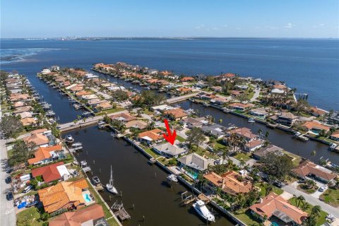 Casa en venta en Saint Petersburg, Florida, 3 dormitorios, 212.75 m2 № 1400550 - foto 25