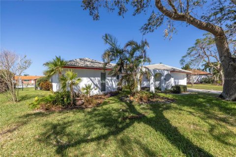 Casa en venta en Saint Petersburg, Florida, 3 dormitorios, 212.75 m2 № 1400550 - foto 6