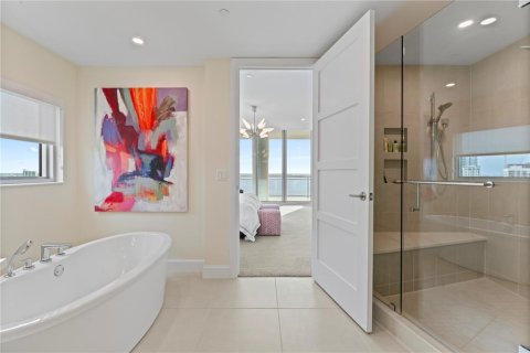 Condominio en venta en Tampa, Florida, 3 dormitorios, 315.4 m2 № 1385285 - foto 24