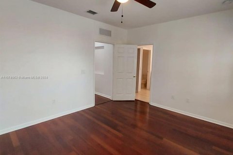 Condominio en venta en Miramar, Florida, 3 dormitorios, 155.05 m2 № 1138746 - foto 9