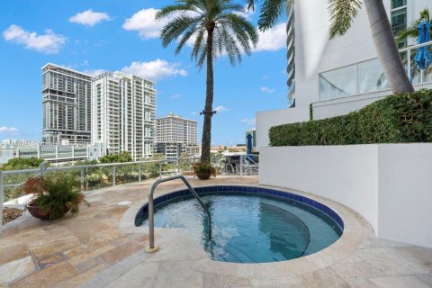 Condominio en venta en Fort Lauderdale, Florida, 2 dormitorios, 107.86 m2 № 1365524 - foto 20