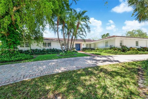 Casa en venta en Coral Gables, Florida, 5 dormitorios, 307.04 m2 № 781571 - foto 1