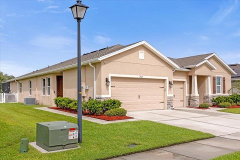 Villa ou maison à vendre à Kissimmee, Floride: 4 chambres, 264.86 m2 № 1368572 - photo 4