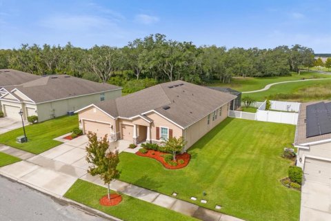 Villa ou maison à vendre à Kissimmee, Floride: 4 chambres, 264.86 m2 № 1368572 - photo 1