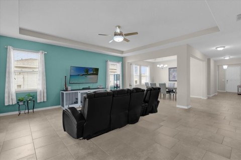 Villa ou maison à vendre à Kissimmee, Floride: 4 chambres, 264.86 m2 № 1368572 - photo 11