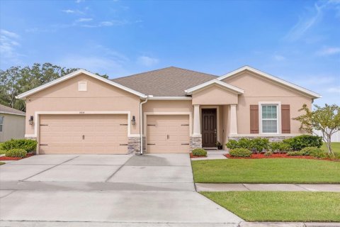 Villa ou maison à vendre à Kissimmee, Floride: 4 chambres, 264.86 m2 № 1368572 - photo 3