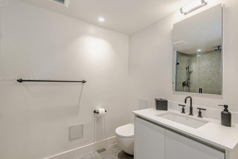 Copropriété à louer à Miami Beach, Floride: 2 chambres, 137.5 m2 № 64570 - photo 23