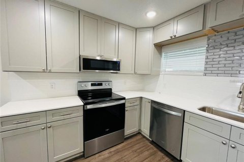 Apartamento en alquiler en Orlando, Florida, 2 dormitorios, 79.9 m2 № 1366647 - foto 4