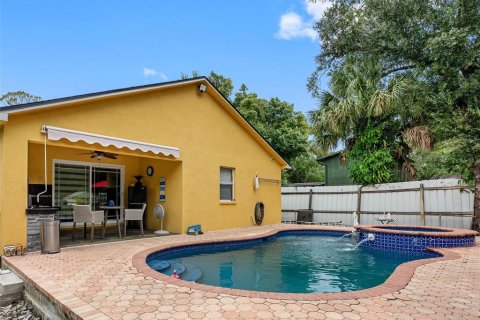 Villa ou maison à vendre à Tampa, Floride: 4 chambres, 181.16 m2 № 1366646 - photo 16