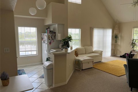 Condo in Tampa, Florida, 2 bedrooms  № 1363853 - photo 2