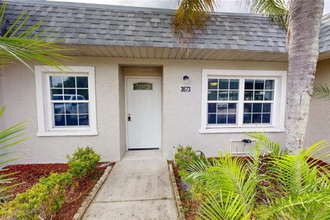 Copropriété à vendre à New Port Richey, Floride: 2 chambres, 76.83 m2 № 1248894 - photo 1