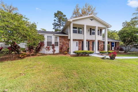 Villa ou maison à vendre à Ocala, Floride: 4 chambres, 192.87 m2 № 1427035 - photo 1