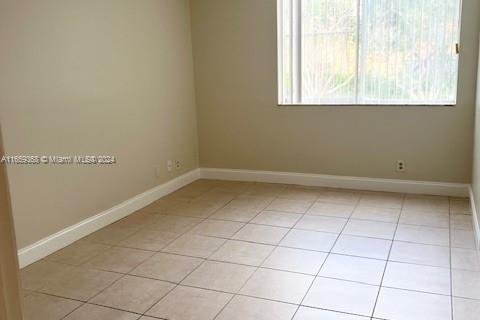 Condo in Plantation, Florida, 2 bedrooms  № 1364070 - photo 7