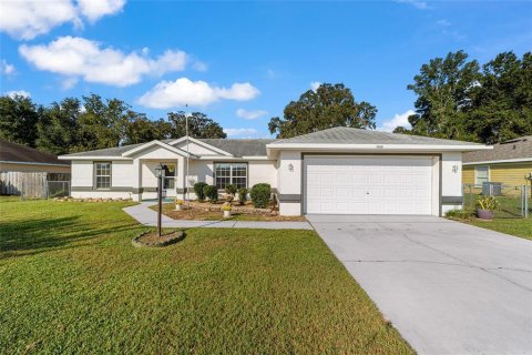 House in Ocala, Florida 3 bedrooms, 136.1 sq.m. № 1405176 - photo 1