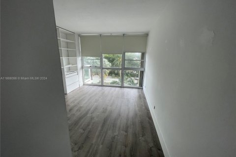 Apartment in Miami, Florida 2 bedrooms, 110.37 sq.m. № 1384225 - photo 21