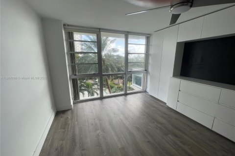 Apartment in Miami, Florida 2 bedrooms, 110.37 sq.m. № 1384225 - photo 19