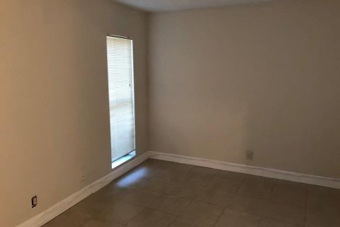 Copropriété à vendre à Tamarac, Floride: 3 chambres, 108.42 m2 № 1154704 - photo 6