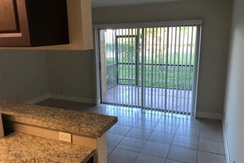 Condominio en venta en Tamarac, Florida, 3 dormitorios, 108.42 m2 № 1154704 - foto 27