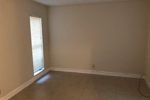 Copropriété à vendre à Tamarac, Floride: 3 chambres, 108.42 m2 № 1154704 - photo 4