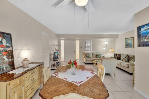 Copropriété à vendre à Pompano Beach, Floride: 3 chambres, 130.06 m2 № 1103960 - photo 9