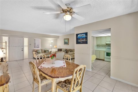 Copropriété à vendre à Pompano Beach, Floride: 3 chambres, 130.06 m2 № 1103960 - photo 10