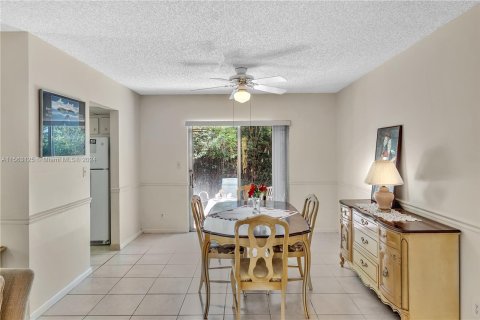 Copropriété à vendre à Pompano Beach, Floride: 3 chambres, 130.06 m2 № 1103960 - photo 8