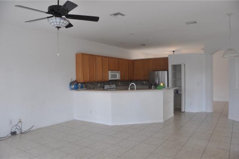 House in Weston, Florida 4 bedrooms, 230.03 sq.m. № 1120231 - photo 14