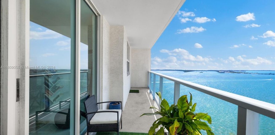 Condo in Miami, Florida, 1 bedroom  № 1232722