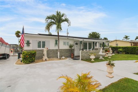 Villa ou maison à vendre à Cutler Bay, Floride: 4 chambres, 133.13 m2 № 1269898 - photo 5