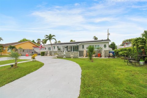 Villa ou maison à vendre à Cutler Bay, Floride: 4 chambres, 133.13 m2 № 1269898 - photo 4