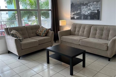 Condo in Hallandale Beach, Florida, 1 bedroom  № 1269900 - photo 21