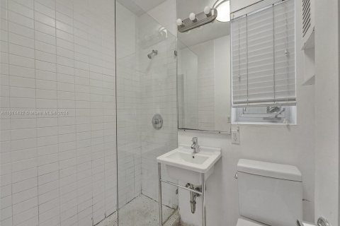 Condominio en venta en Miami Beach, Florida, 1 dormitorio, 63.36 m2 № 1398250 - foto 9