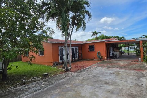 Casa en venta en Miami, Florida, 4 dormitorios, 227.42 m2 № 1398160 - foto 8