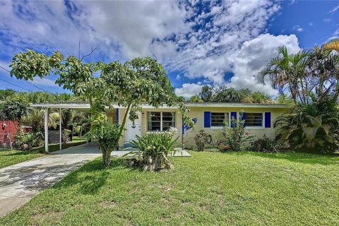 Villa ou maison à vendre à Cocoa, Floride: 3 chambres, 97.08 m2 № 1262525 - photo 1