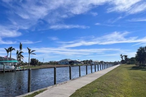 Land in Port Charlotte, Florida № 814290 - photo 7