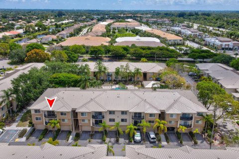 Condo in Royal Palm Beach, Florida, 2 bedrooms  № 1168565 - photo 2