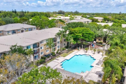 Copropriété à vendre à Royal Palm Beach, Floride: 2 chambres, 111.48 m2 № 1168565 - photo 4