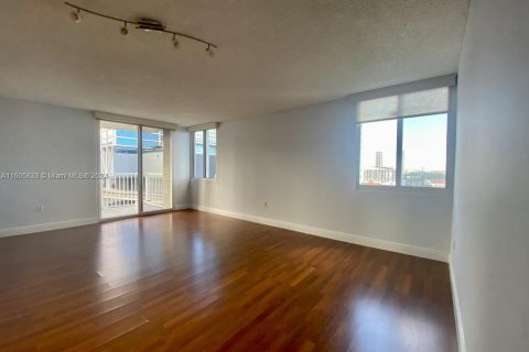 Copropriété à vendre à Miami, Floride: 2 chambres, 84.91 m2 № 1269582 - photo 2