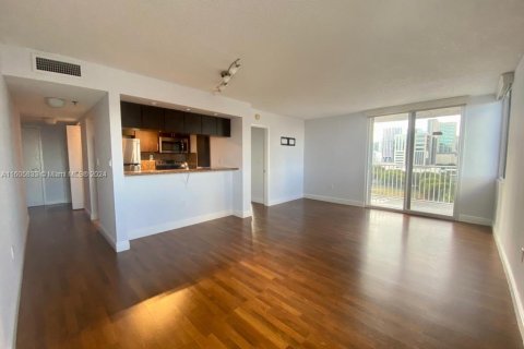 Copropriété à vendre à Miami, Floride: 2 chambres, 84.91 m2 № 1269582 - photo 3