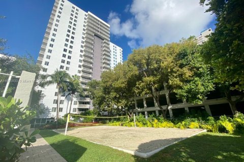 Condominio en venta en Miami, Florida, 2 dormitorios, 84.91 m2 № 1269582 - foto 20