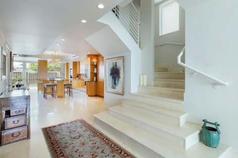 Townhouse in Key Biscayne, Florida 4 bedrooms, 302.3 sq.m. № 1385726 - photo 12