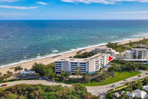 Copropriété à vendre à Ocean Ridge, Floride: 2 chambres, 124.4 m2 № 982002 - photo 1