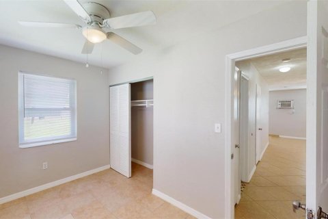 House in North Port, Florida 2 bedrooms, 79.06 sq.m. № 1303514 - photo 21