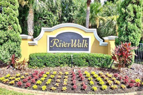 Townhouse in Riverview, Florida 3 bedrooms, 169.27 sq.m. № 1303787 - photo 4