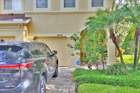 Adosado en venta en Riverview, Florida, 3 dormitorios, 169.27 m2 № 1303787 - foto 1