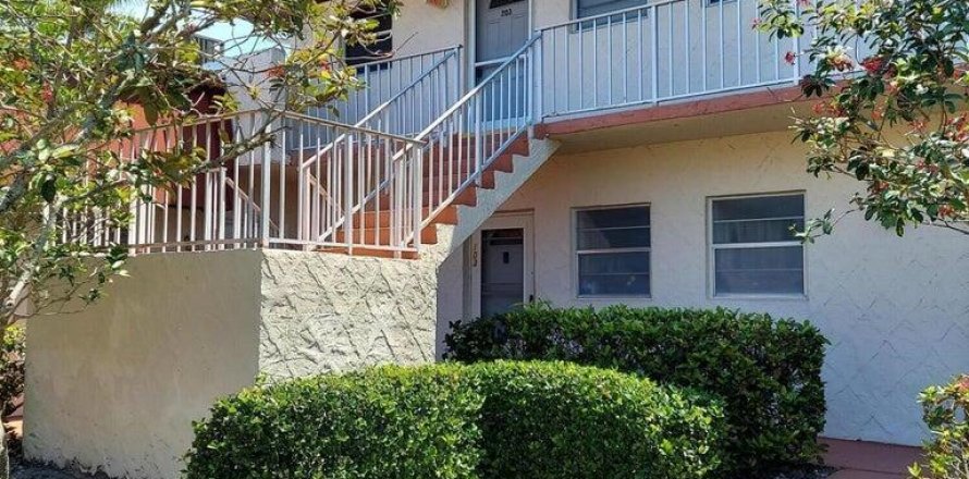 Condo in Royal Palm Beach, Florida, 1 bedroom  № 1229303