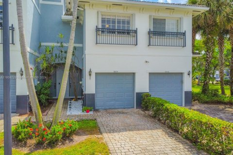 Adosado en venta en Lauderhill, Florida, 2 dormitorios, 120.22 m2 № 1364864 - foto 2